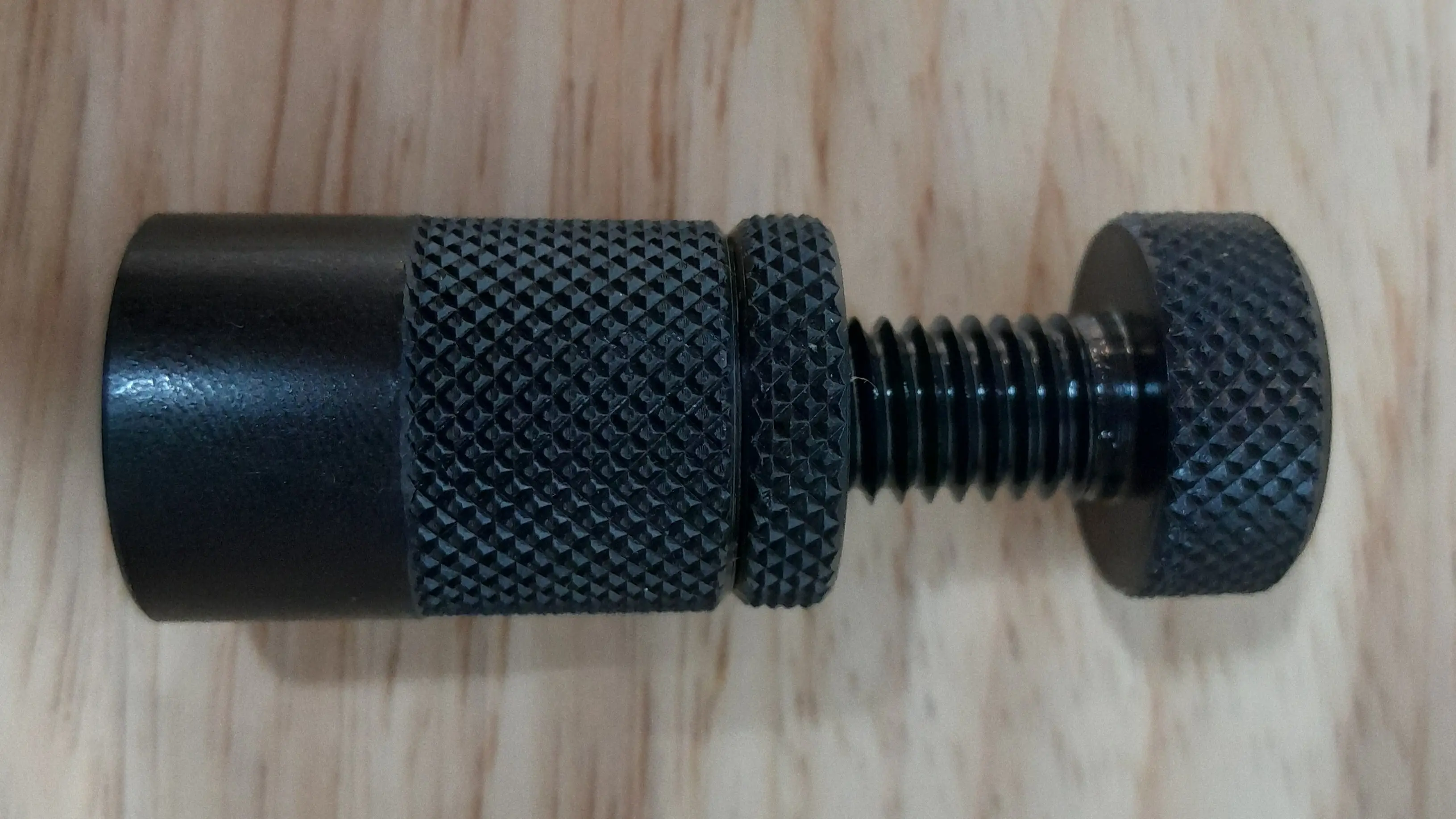 Stavitelná podpěrka s magnetem